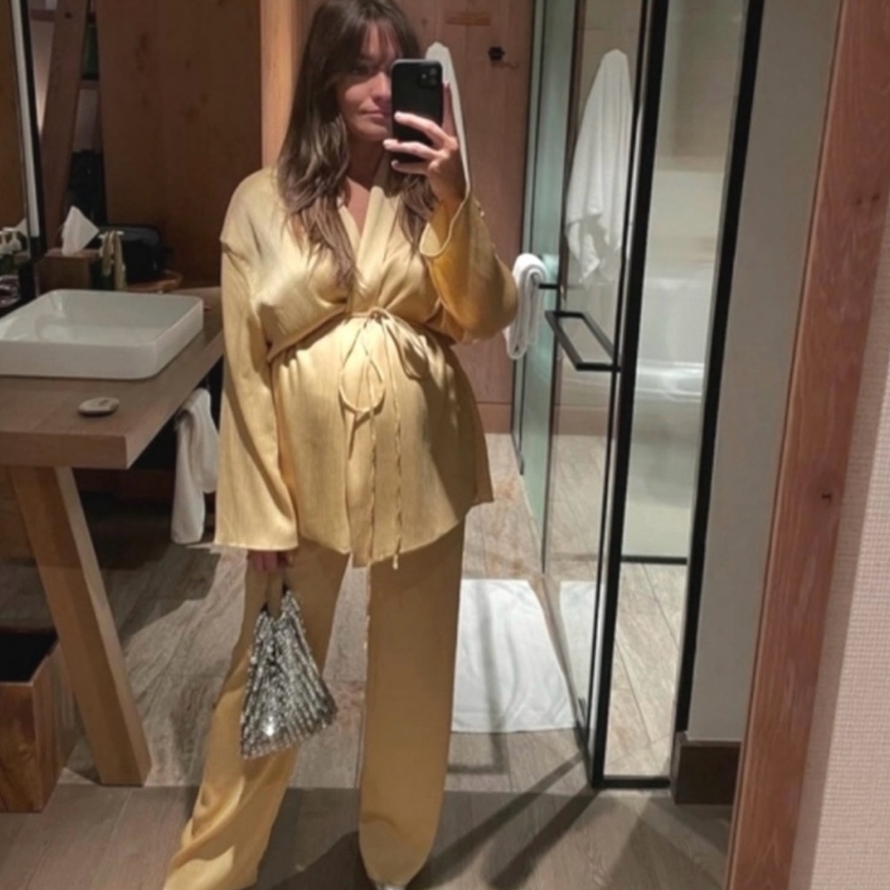 2 piece set - Zara pleated belted Kimono and pants